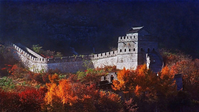 不出國(guó)賞最美楓葉大道,這個(gè)私藏賞秋地,國(guó)慶秋色正當(dāng)時(shí)!