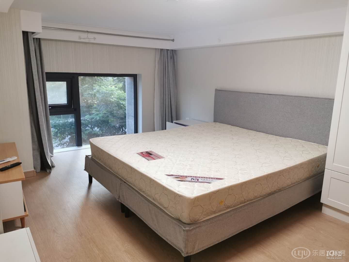 东亚新干线loft公寓图片