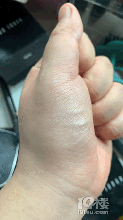 9個(gè)高光測(cè)評(píng),這個(gè)牌子的效果堪比打了100只玻尿酸(附動(dòng)圖)