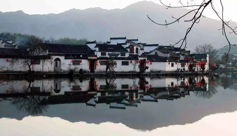 一生必去的50個(gè)天堂小鎮(zhèn),美到逆天!