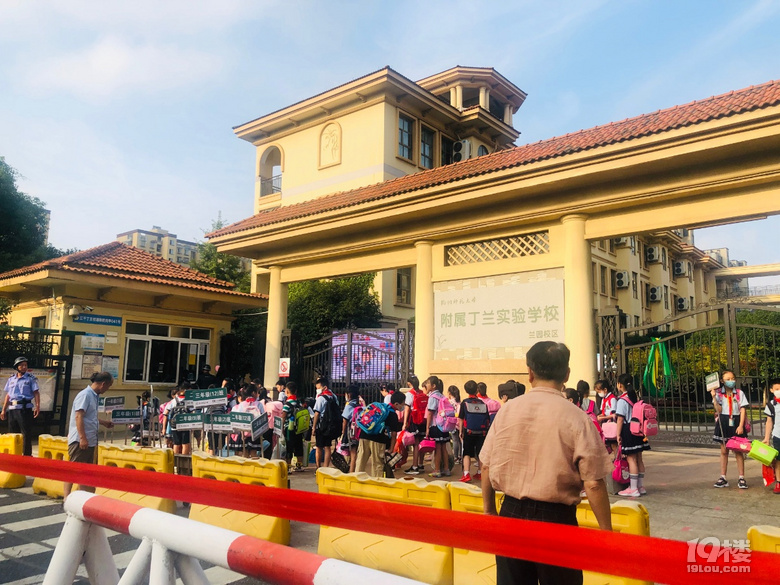 又到一年开学季，家长：我比孩子还要激动！