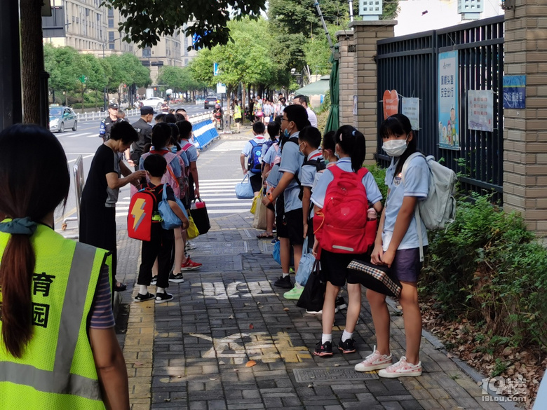 又到一年开学季，家长：我比孩子还要激动！