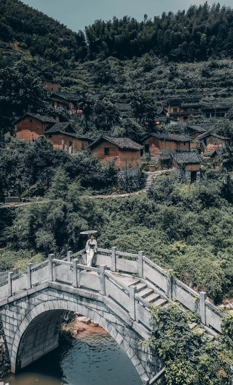 傍山而居,浙南秘境深處藏了一家避世民宿,隨手一拍就能驚艷朋友