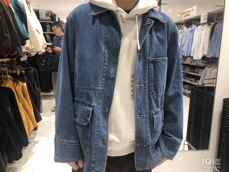 真是个古怪的季节，试衣服竟然穿出了四季
