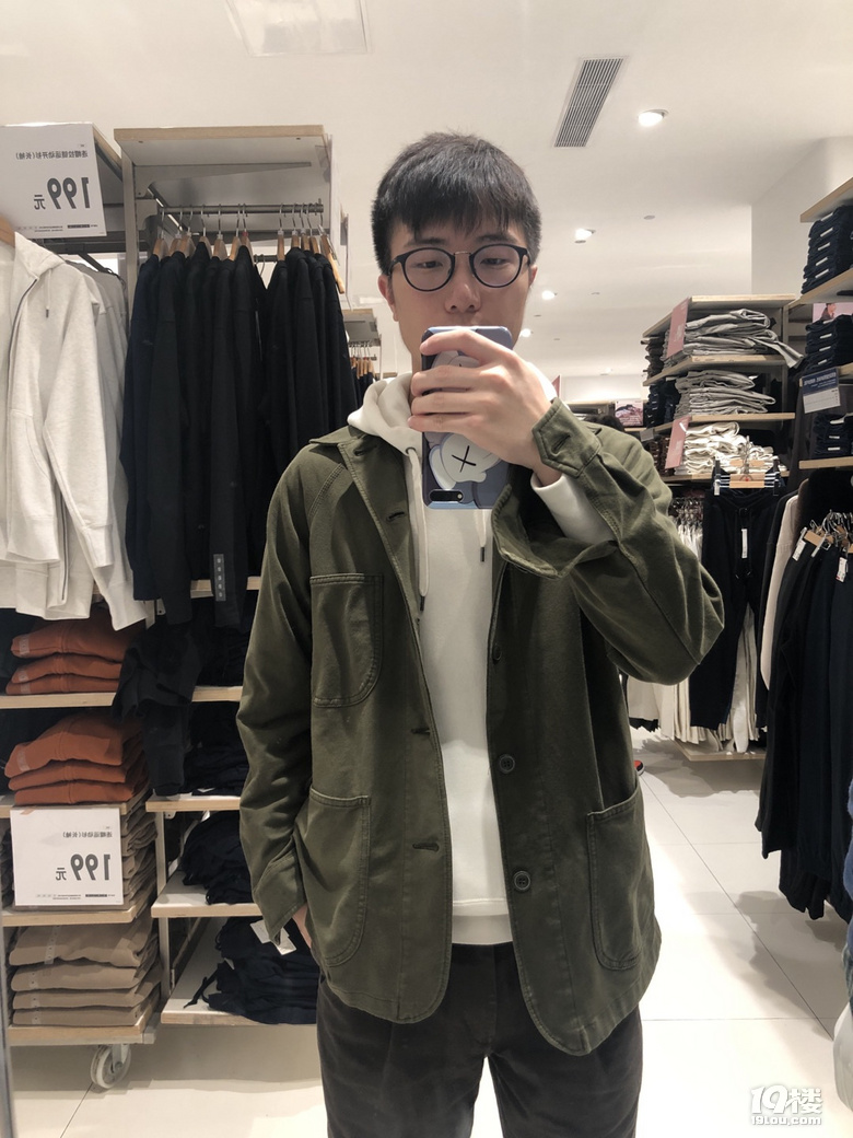 真是个古怪的季节，试衣服竟然穿出了四季