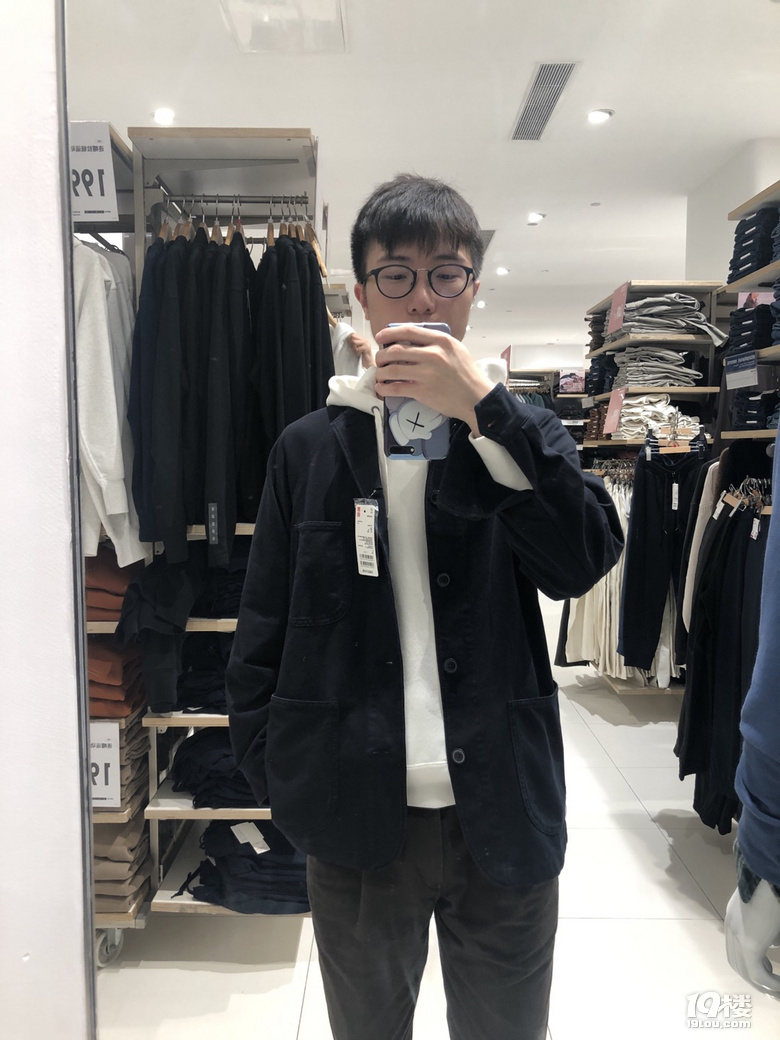 真是个古怪的季节，试衣服竟然穿出了四季