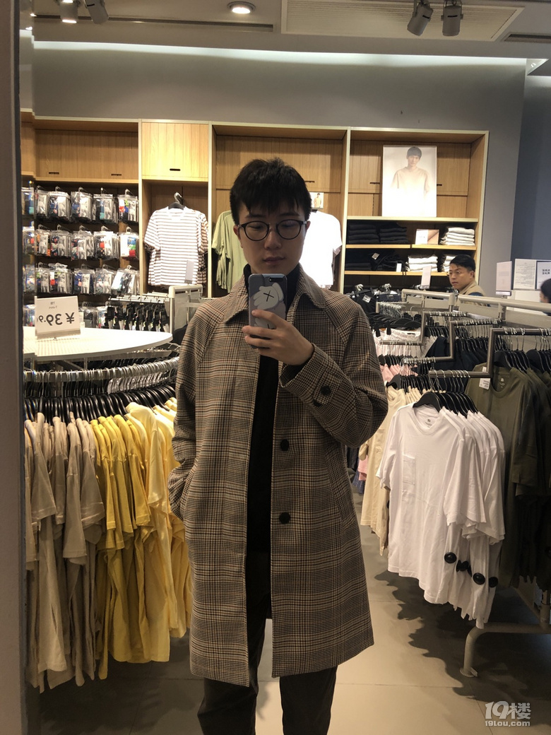 真是个古怪的季节，试衣服竟然穿出了四季