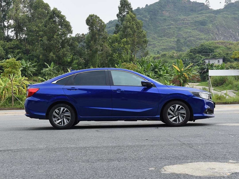 0.9T 售价13.38万!别说1.3T奔驰接受不了了!
