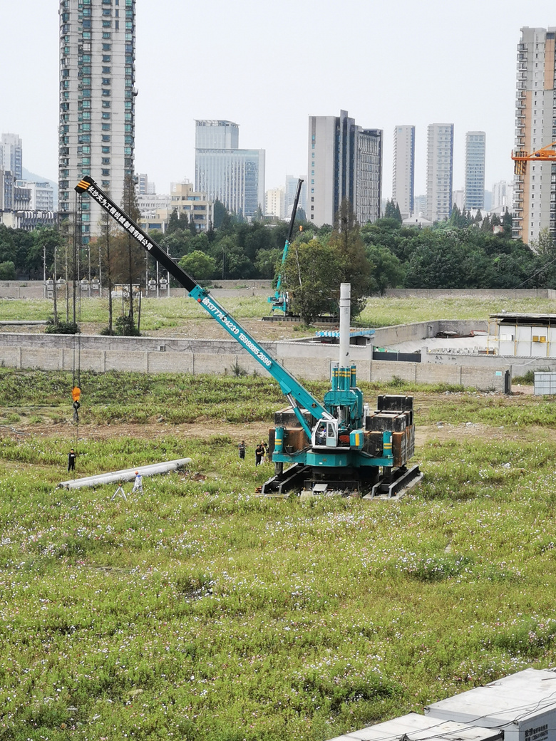滨江三芒星地块方案公示期未过已先行施工