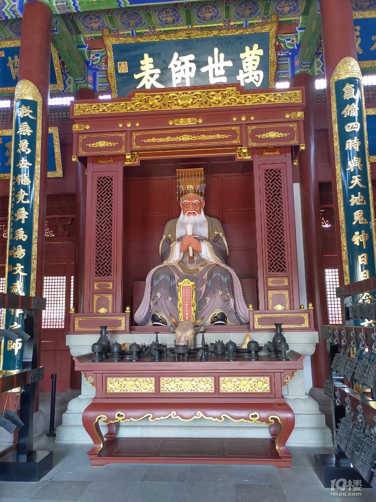 乘公交游海宁盐官古镇