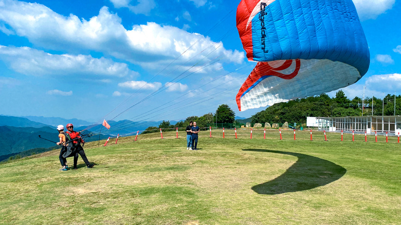 台州滑翔伞体验图片