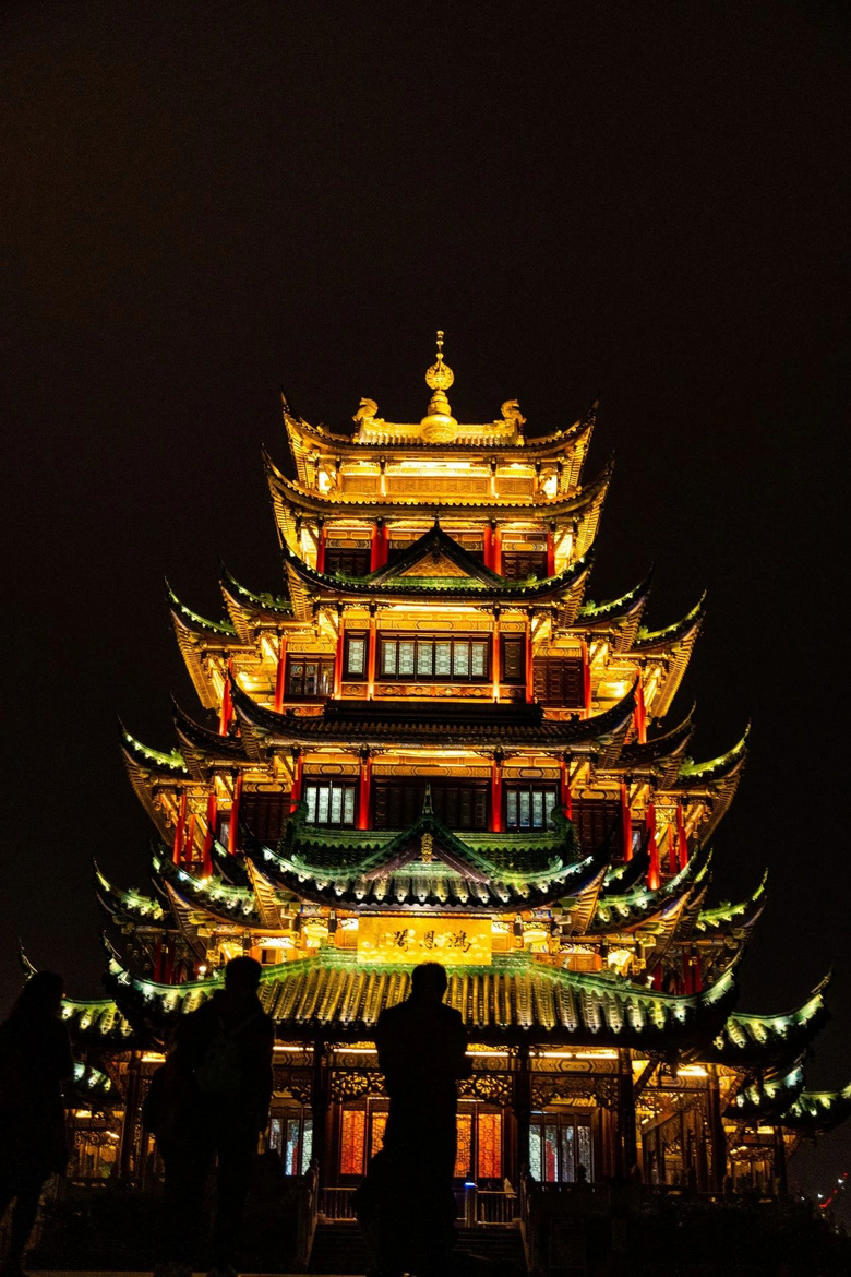 重慶主城最高觀景臺(tái)開放,免費(fèi)登頂!
