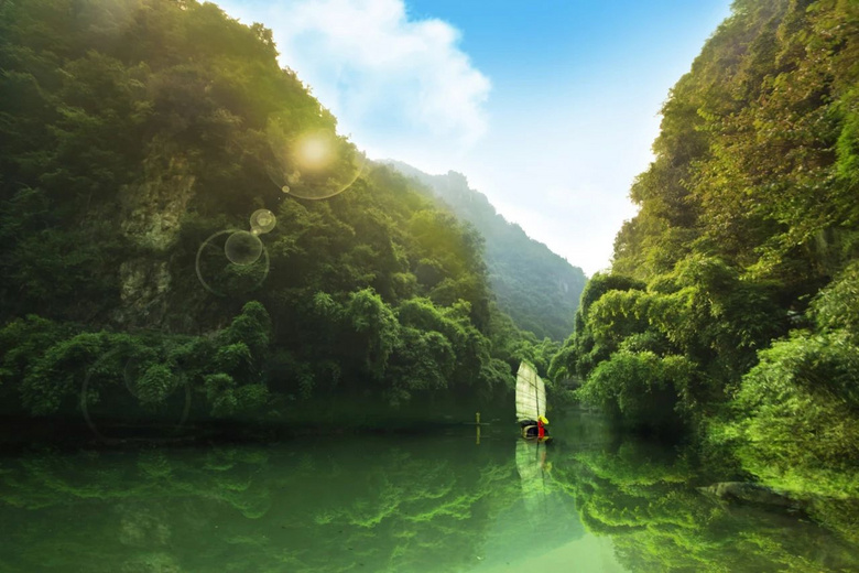 中國這處被人遺忘的火紅秋色,綿延數(shù)百里,美翻天!真的藏不住了
