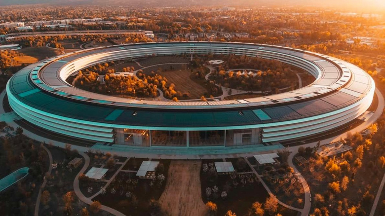 ApplePark，喬布斯式嚴(yán)格設(shè)計(jì)的宇宙飛船