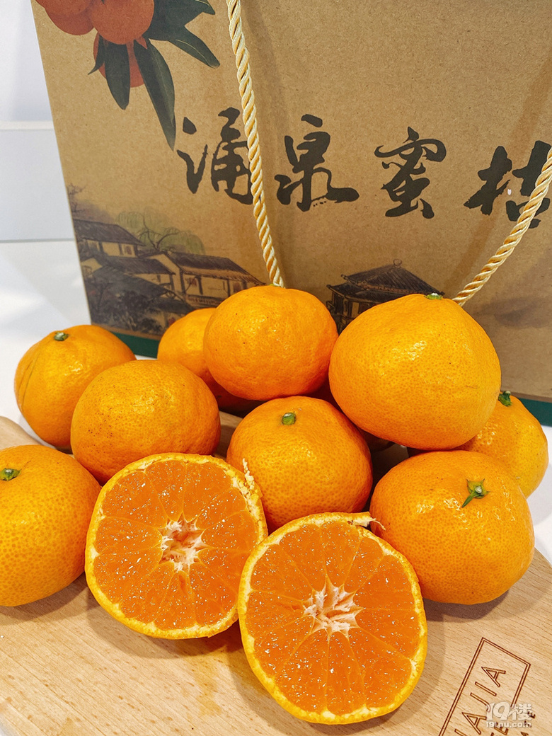 都说涌泉蜜桔越小越好吃我不信买了一箱剥开后真香了