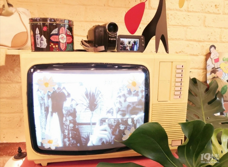 时尚拍了拍你,邀请你做一天vintage少女