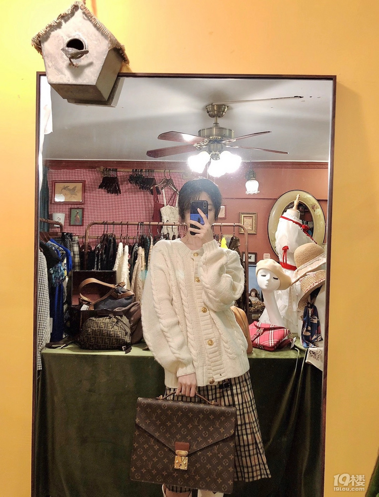 时尚拍了拍你,邀请你做一天vintage少女