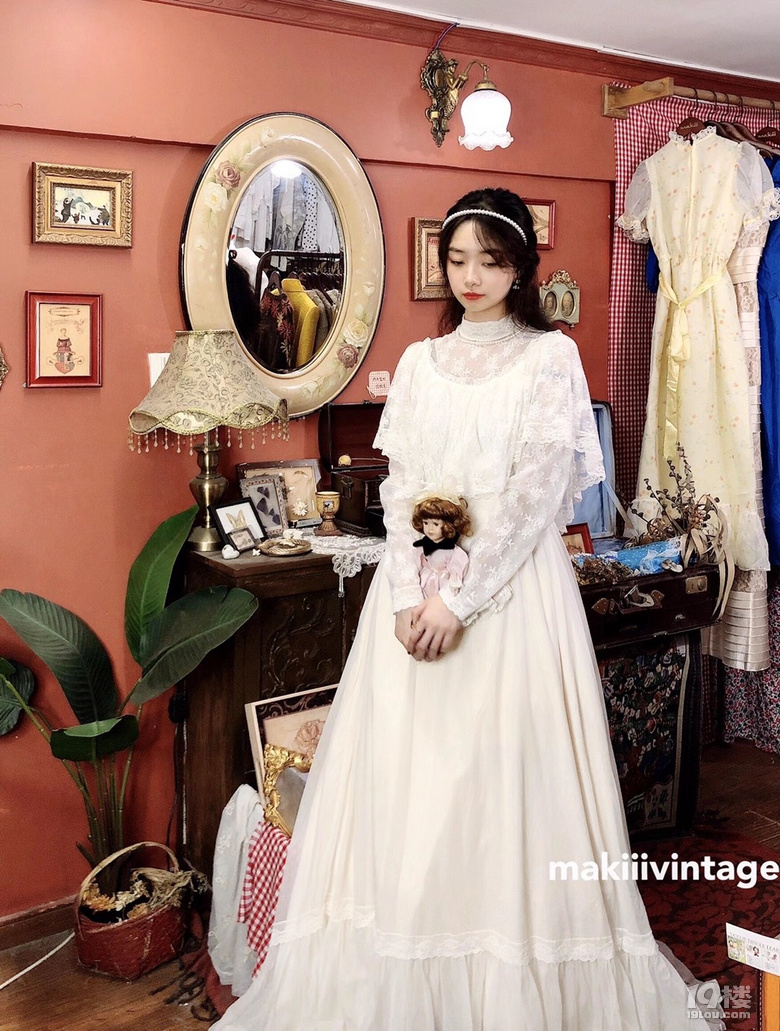 时尚拍了拍你,邀请你做一天vintage少女