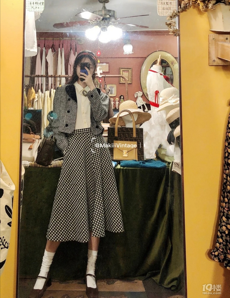 时尚拍了拍你,邀请你做一天vintage少女