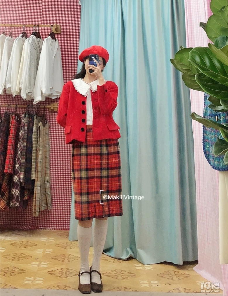 时尚拍了拍你,邀请你做一天vintage少女