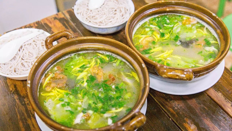 等一個(gè)人,陪我去云南