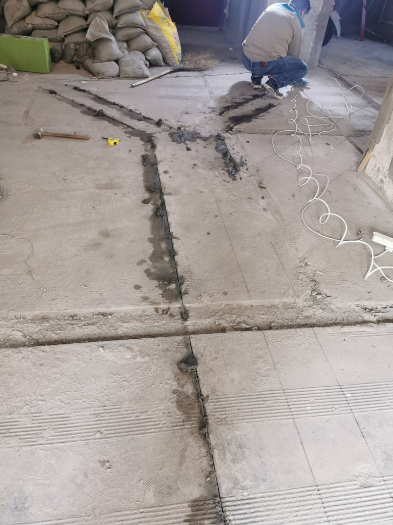 ����xq������������