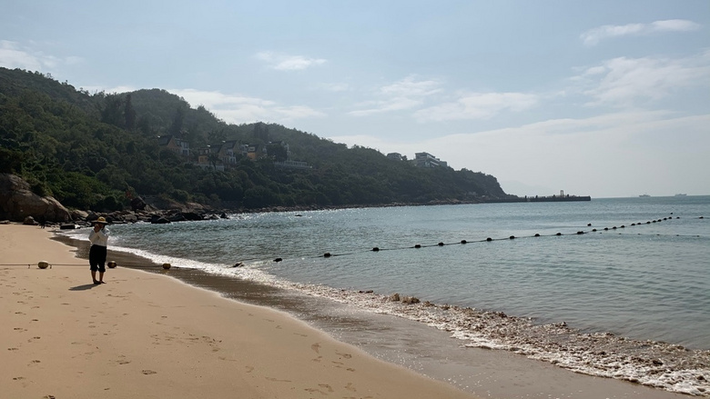 借著看展之名，去了壁紙中的海島