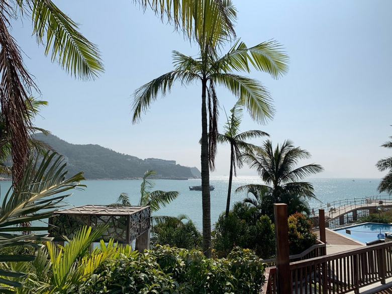 借著看展之名，去了壁紙中的海島