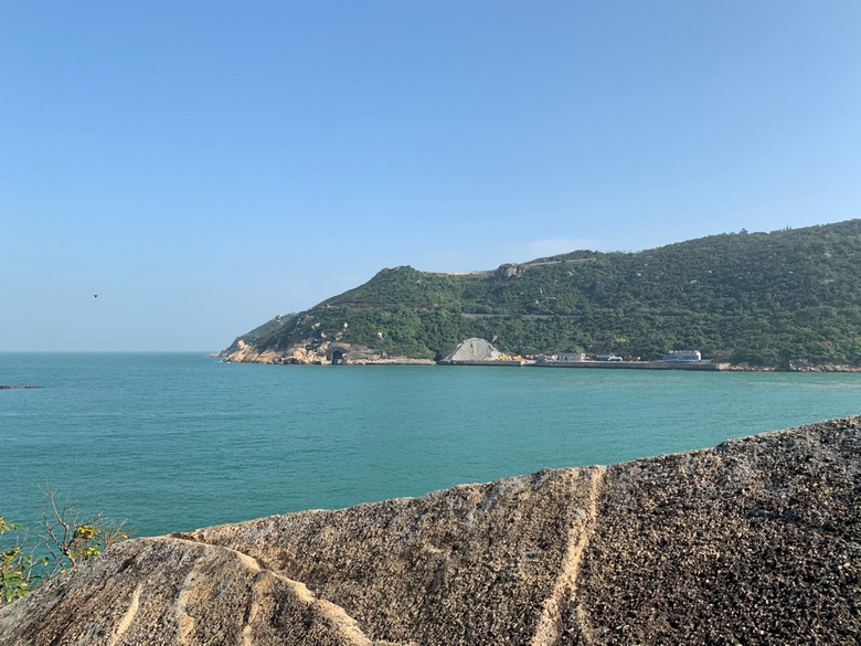 借著看展之名，去了壁紙中的海島