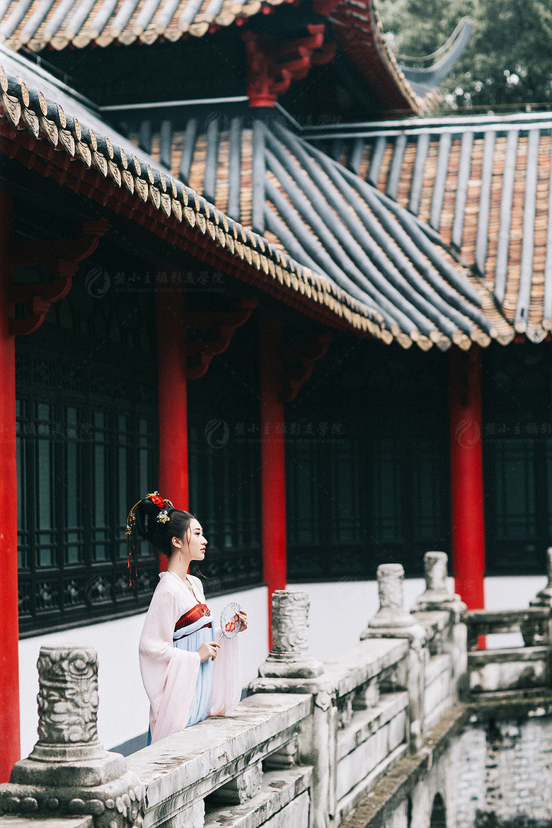 外景拍的古装有没有想象中的好看?