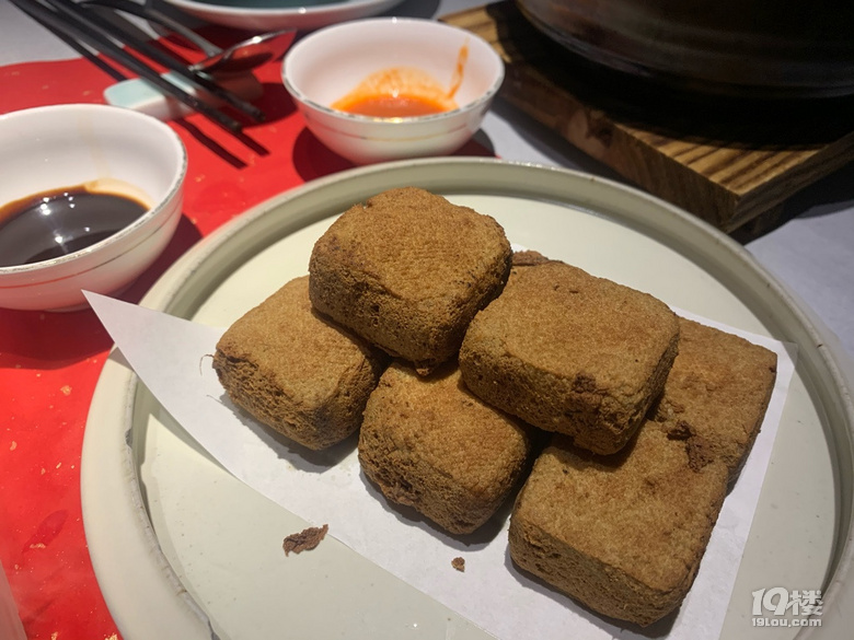 打卡平价版桂语山房，最好吃的是一个免费的茶