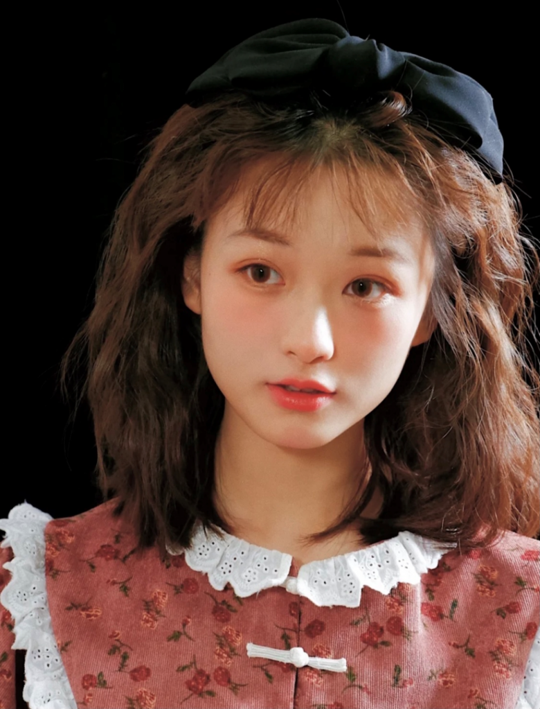 别再披头散发了！这3款新年发型才够美够撩人！！