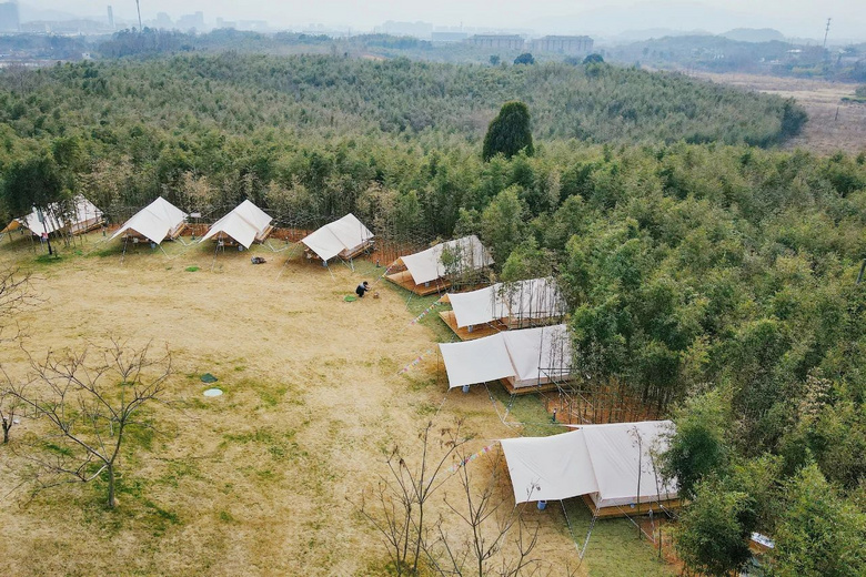 过年不出省,来这里野营,漂亮到被称为"省内小瑞士"