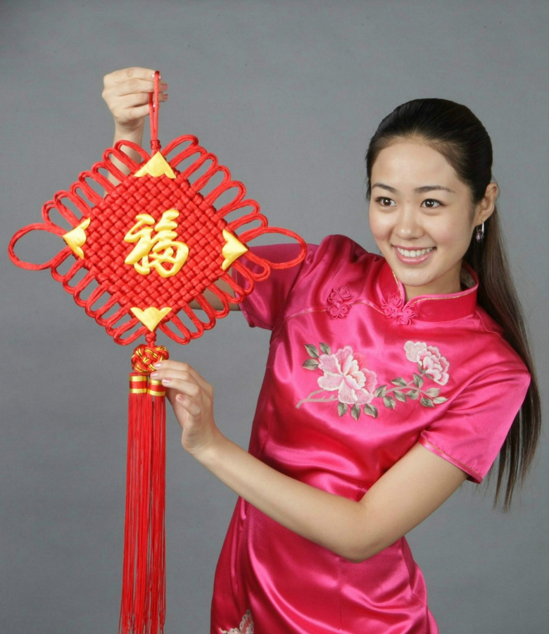 毕畅红色旗袍写真