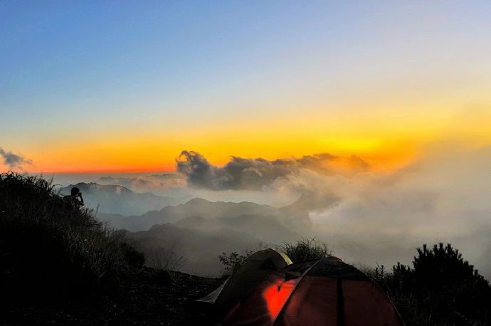 往東是西湖,往西是黃山,這個(gè)神仙“綠肺”小城,杭州地鐵可直達(dá)
