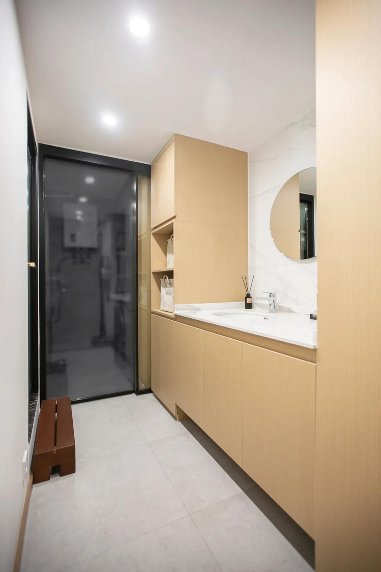 ����Ʒ����������75ƽ�׵ļ�Լ��ʽ��Ӫ����������е�����