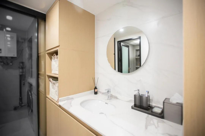 ����Ʒ����������75ƽ�׵ļ�Լ��ʽ��Ӫ����������е�����