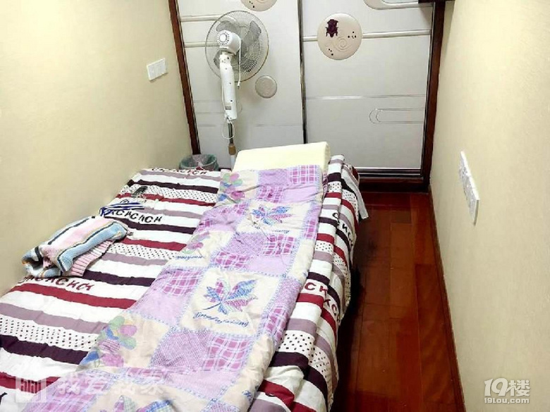 局弄 南北两房 婚房装修 采光好 定安D口