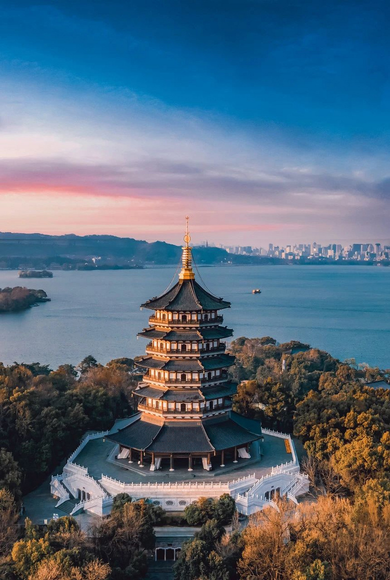 刷爆朋友圈的人间天堂,为什么99%的中国人都想去?-旅游先遣队-杭州19