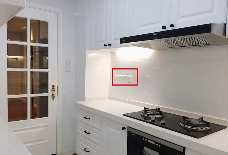 400��λҵ���ȿӣ��¼�װ�޵�18��Ѫ��ʷ������һ��Ҫ�ܿ�