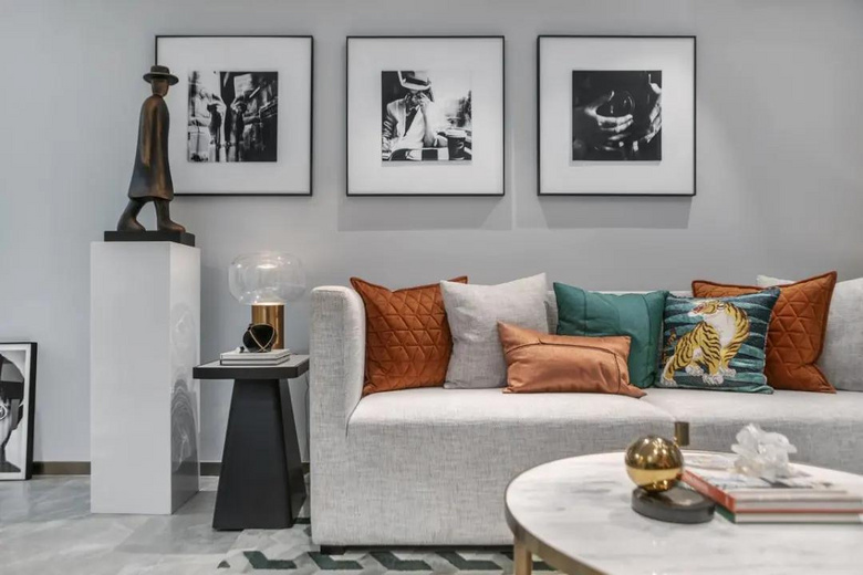 【作品赏析】——92㎡现代轻奢,精致金属、时尚与皮艺