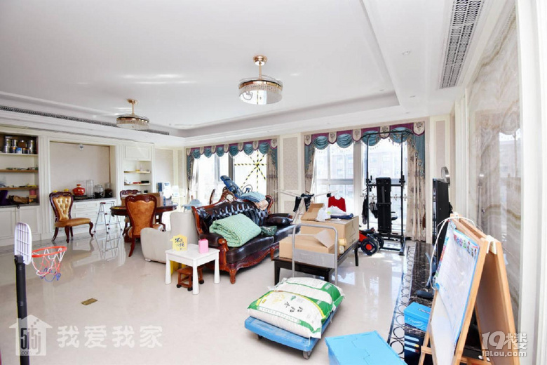 华家池 世茂天宸 俯视全景小西湖私宅跃层 豪华装修 双车位