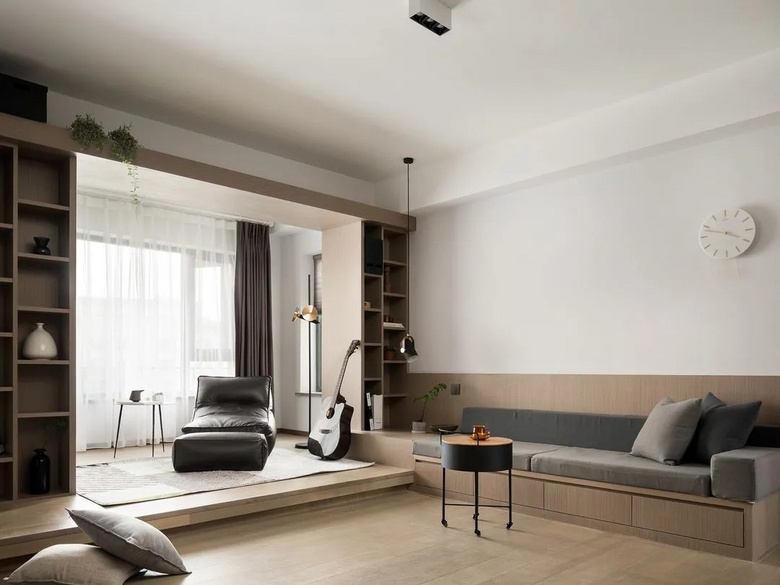 ��ȥ���������ļ�Խ��Խ�࣬ѧ����������ƣ�ס����֪���ж�ˬ