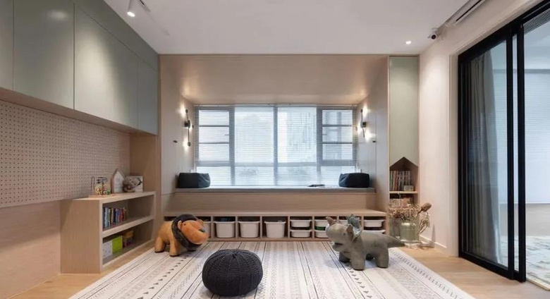 ��ȥ���������ļ�Խ��Խ�࣬ѧ����������ƣ�ס����֪���ж�ˬ