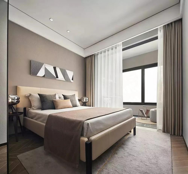 ����Ʒ����������90�����131�O�鷿���ִ����أ���������ζ