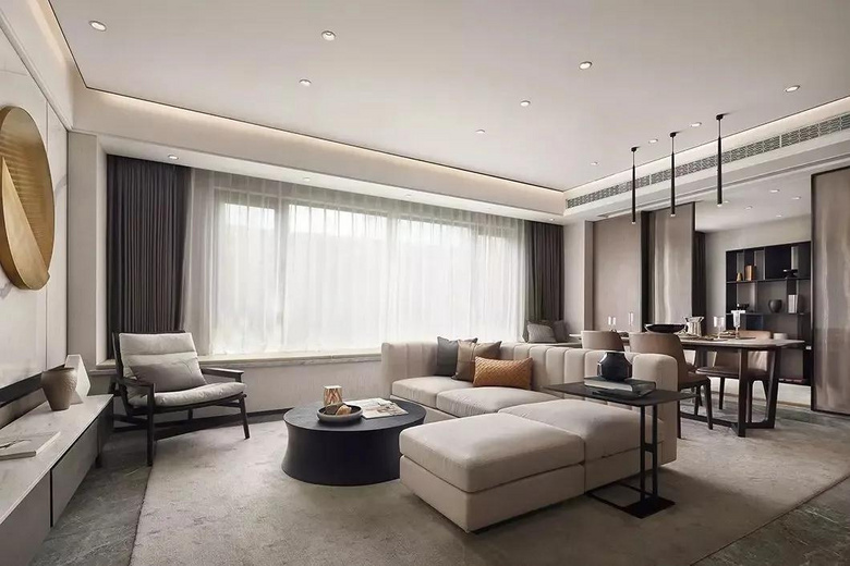 ����Ʒ����������90�����131�O�鷿���ִ����أ���������ζ