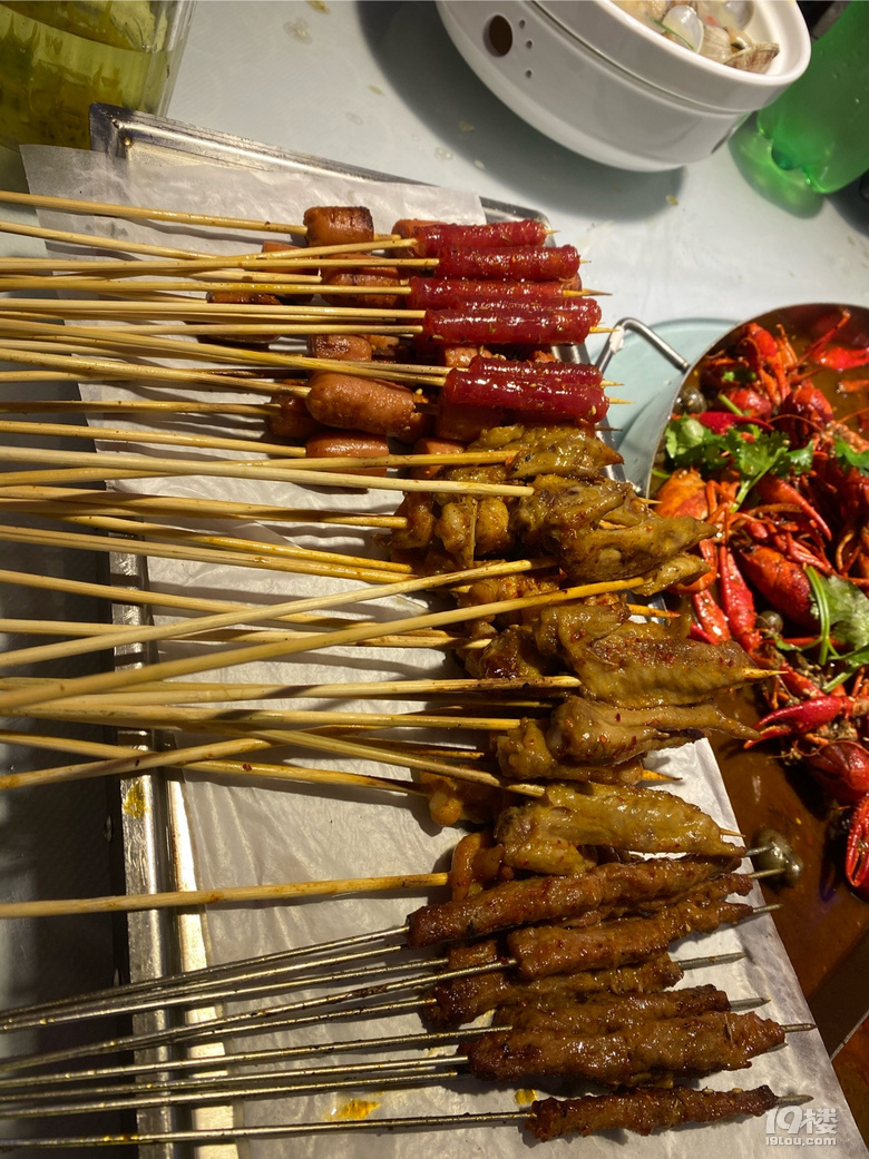 龙虾烧烤配啤酒真的是绝了