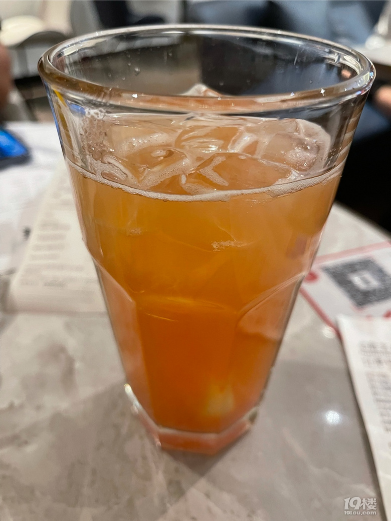 148牛排龙虾无限吃，必胜客自助餐值得冲吗？