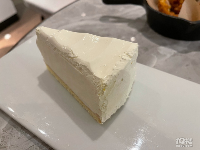148牛排龙虾无限吃，必胜客自助餐值得冲吗？