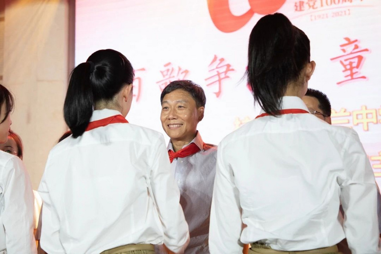 百歌爭流 童心向黨——建蘭中學七年級唱紅歌主題活動